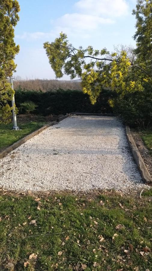 Gite La Garrigue Montbarla Eksteriør bilde